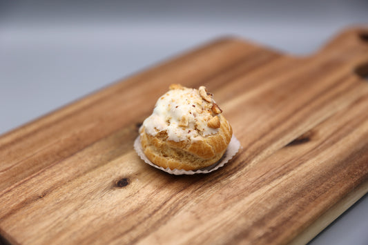 Mignon Hazelnut Bigne (5 pieces)