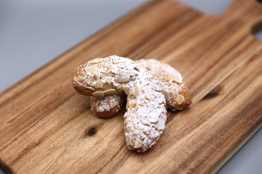 Almond Horseshoe