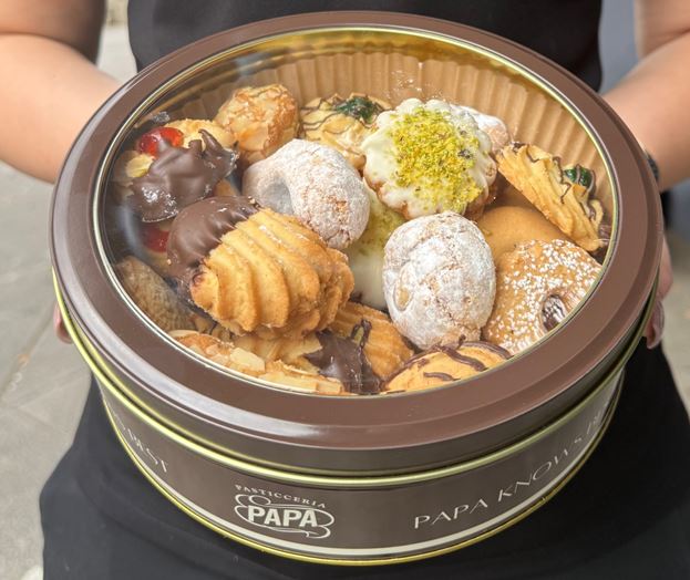 Mixed Biscuit Gift Tin